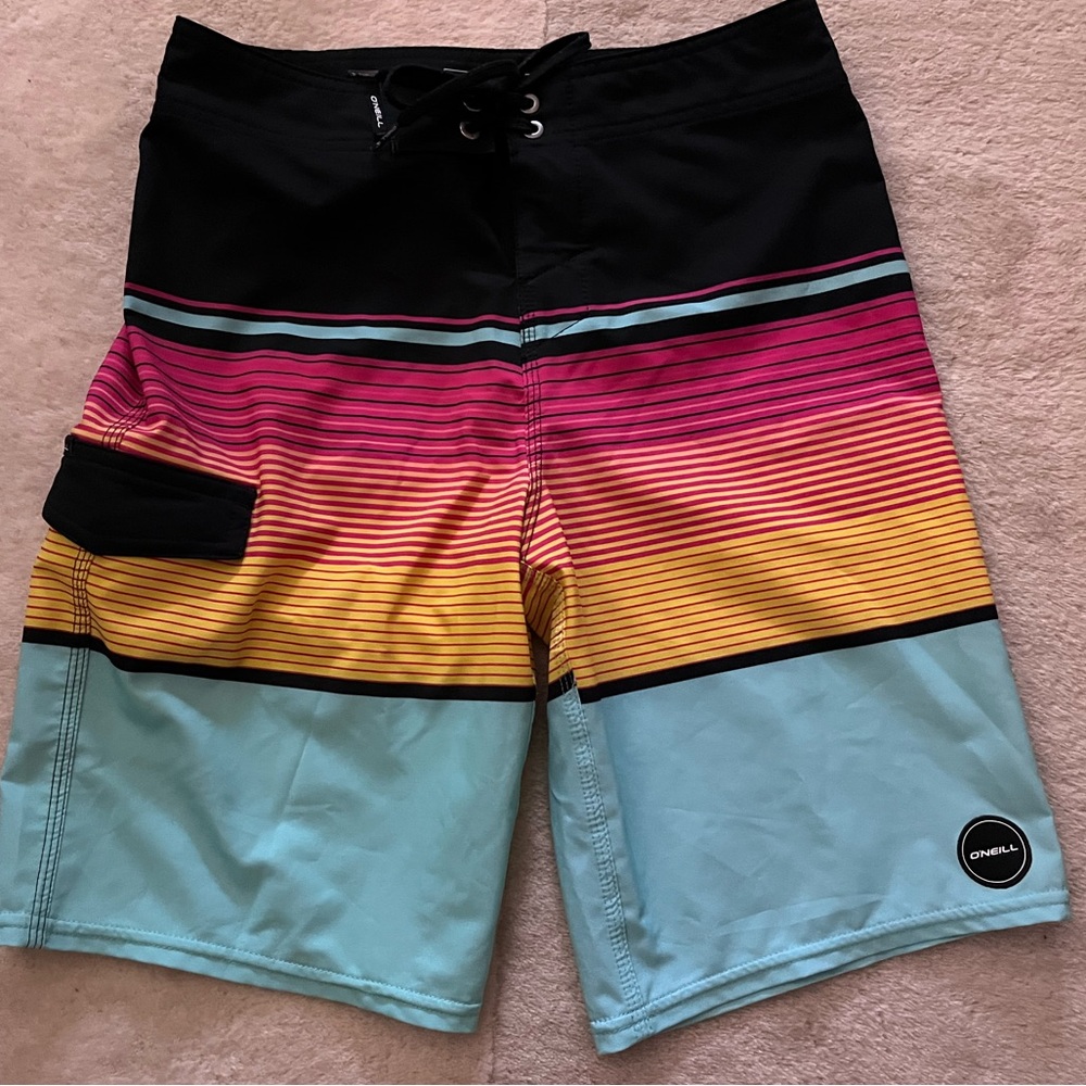 O’Neill Boys Board Shorts size 27 (14)